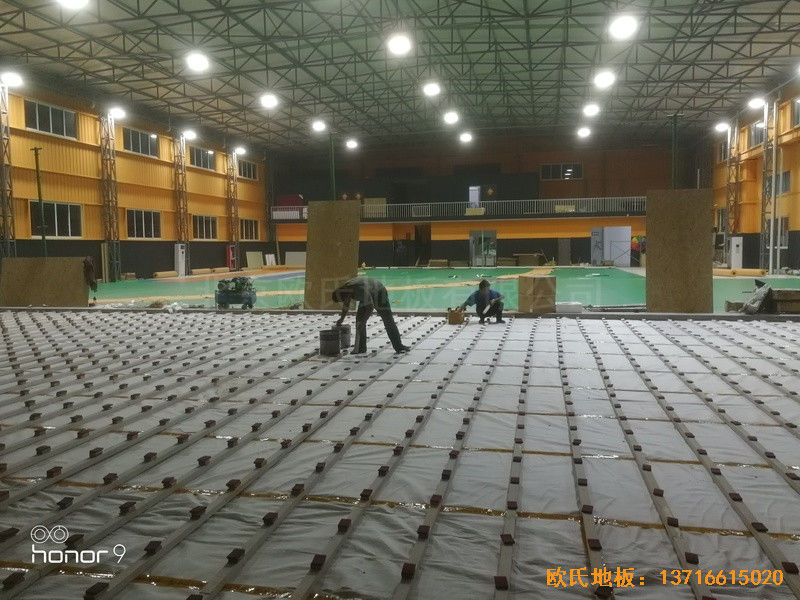 上海衛(wèi)清東路弄麥子俱樂(lè)部運(yùn)動(dòng)木地板鋪裝案例1