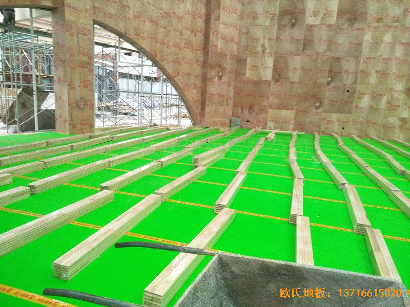 江西榮江金色春城小學運動館體育地板鋪裝案例2