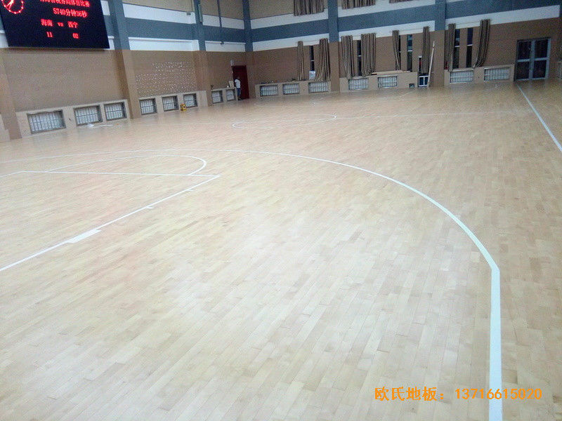 青海省稅務(wù)干部學(xué)?；@球館體育木地板安裝案例4