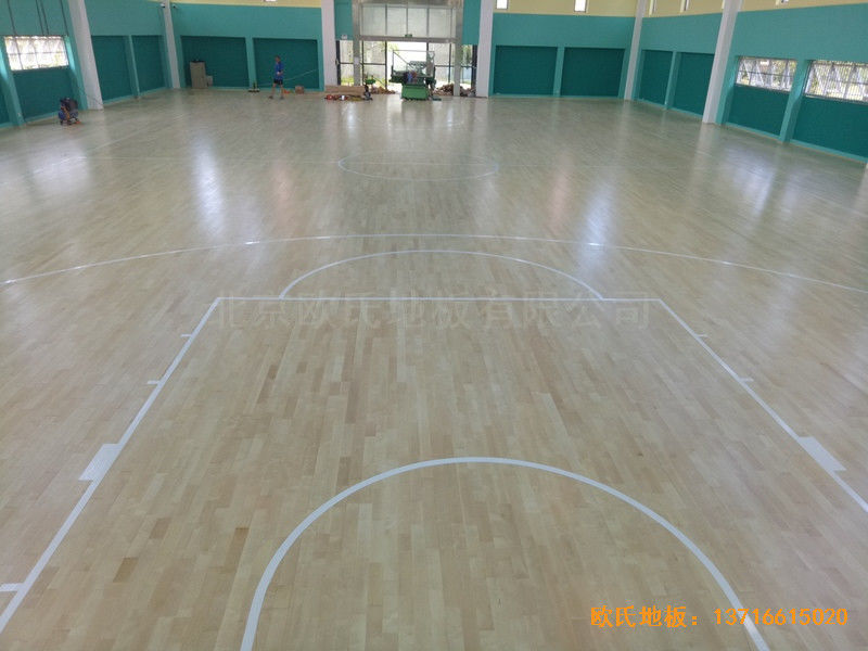 寧波至城學(xué)校籃球館體育木地板安裝案例0
