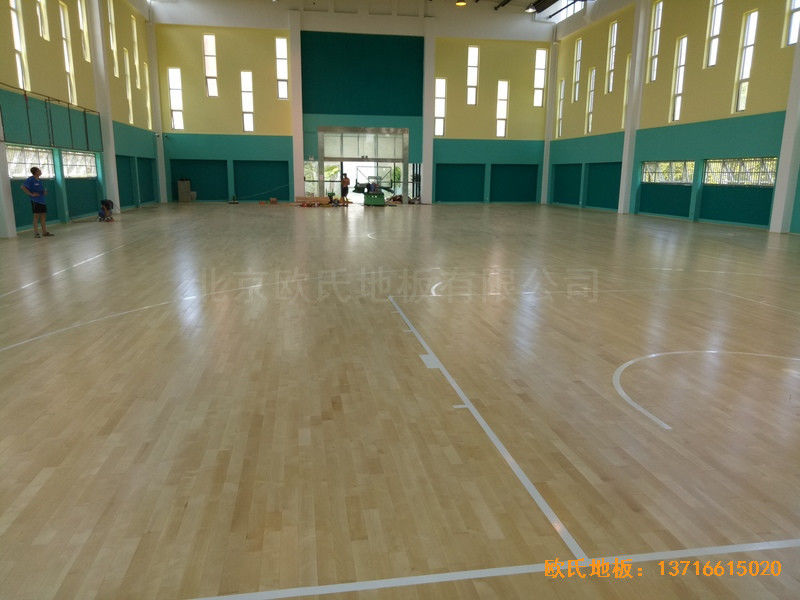 寧波至城學(xué)校籃球館體育木地板安裝案例5