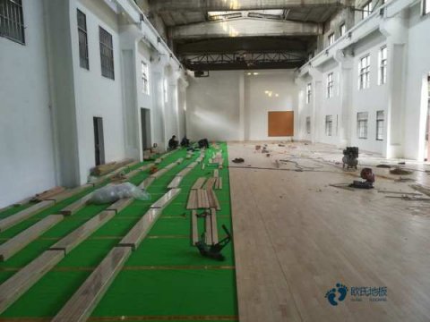 懷化為什么室內籃球場多用運動木地板